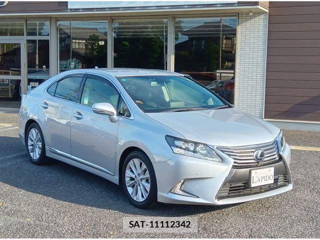 Lexus HS 2013-06 7455373-3