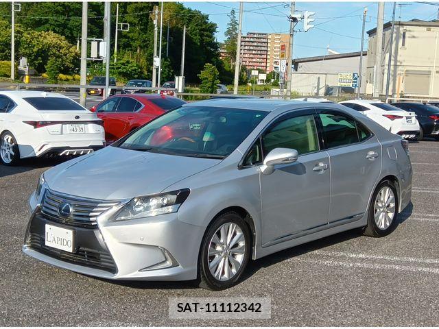 Lexus HS 2013-06 7455373-4