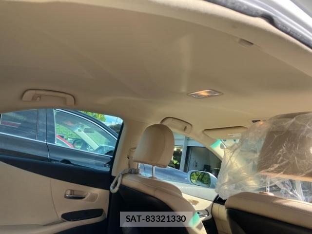 Lexus HS 2009-07 7501259-11