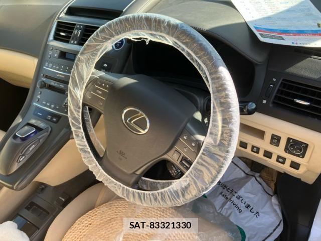 Lexus HS 2009-07 7501259-13