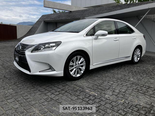 Lexus HS 2013-04 7501254-1