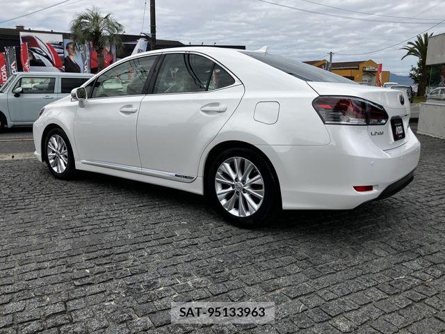 Lexus HS 2013-04 7501254-3
