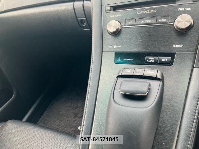 Lexus HS 2013-02 7617631-22