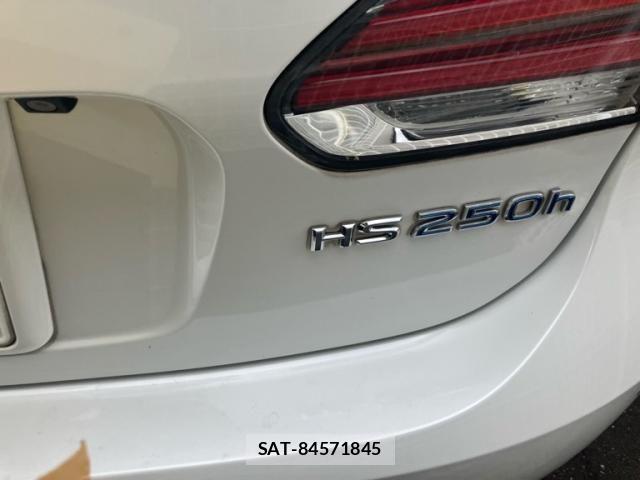 Lexus HS 2013-02 7617631-4