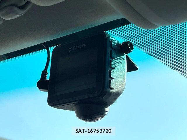 Lexus HS 2013-11 7617630-5