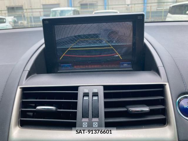 Lexus HS 2014-12 7617634-22