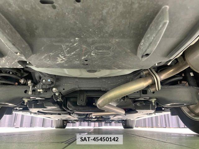 Lexus HS 2014-07 7725030-18