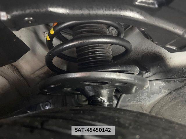 Lexus HS 2014-07 7725030-19