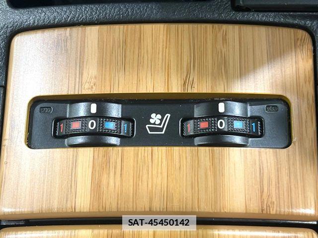 Lexus HS 2014-07 7725030-5