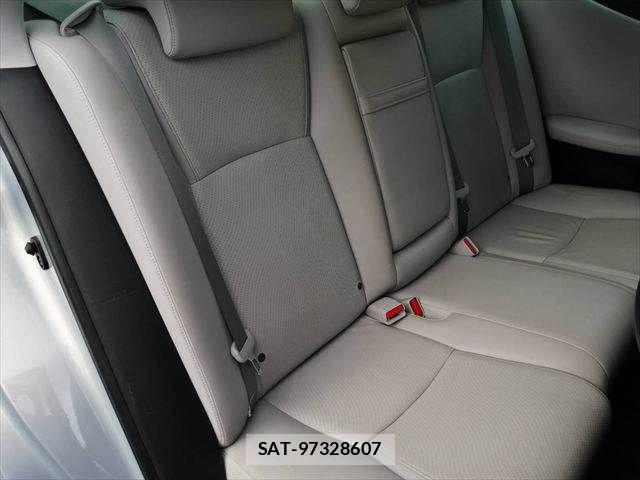Lexus HS 2009-10 7725033-10