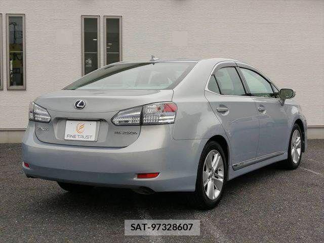 Lexus HS 2009-10 7725033-19
