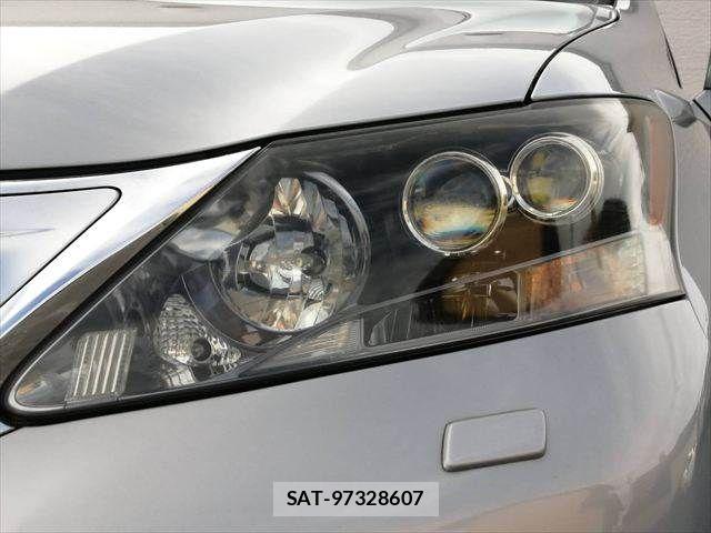 Lexus HS 2009-10 7725033-23