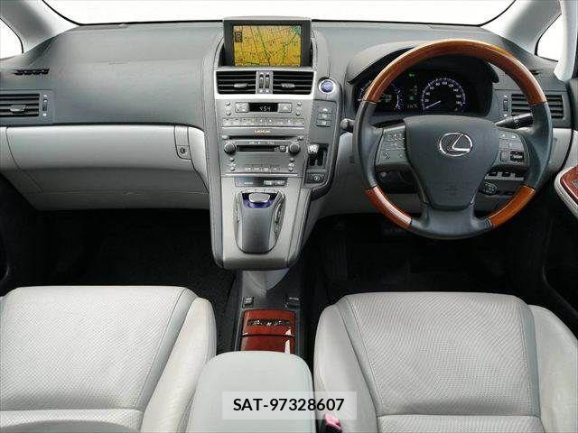 Lexus HS 2009-10 7725033-2