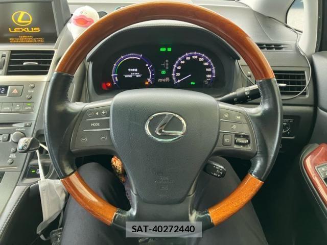Lexus HS 2010-03 7725034-16