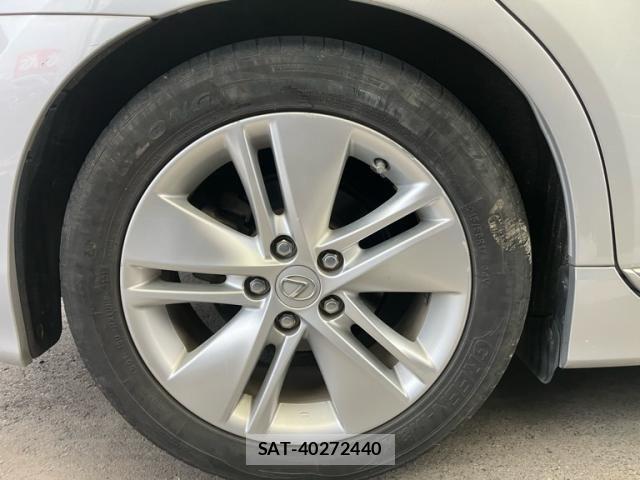 Lexus HS 2010-03 7725034-7
