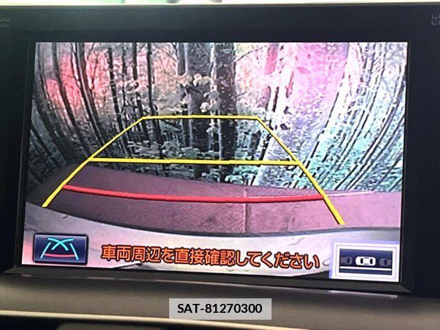 Lexus HS 2015-08 7786457-3
