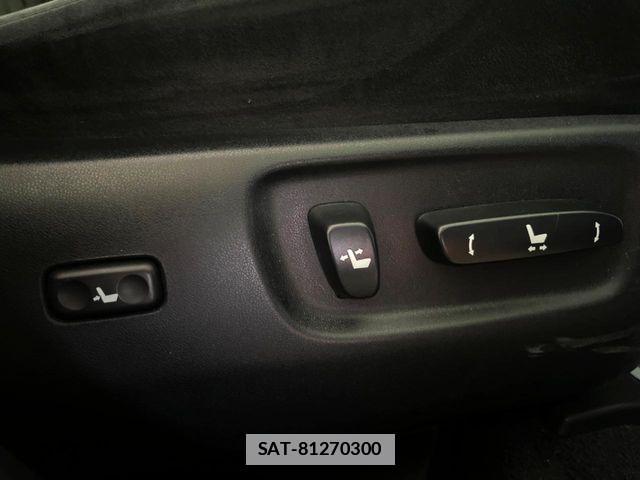 Lexus HS 2015-08 7786457-5