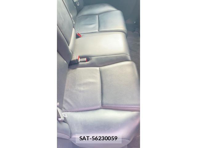 Lexus HS 2009-11 7786451-14
