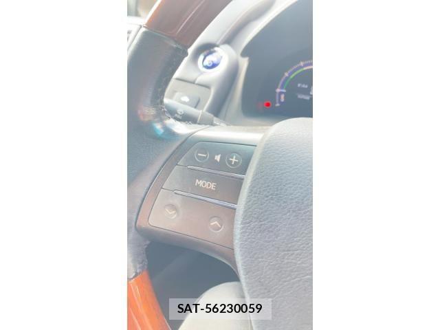 Lexus HS 2009-11 7786451-17