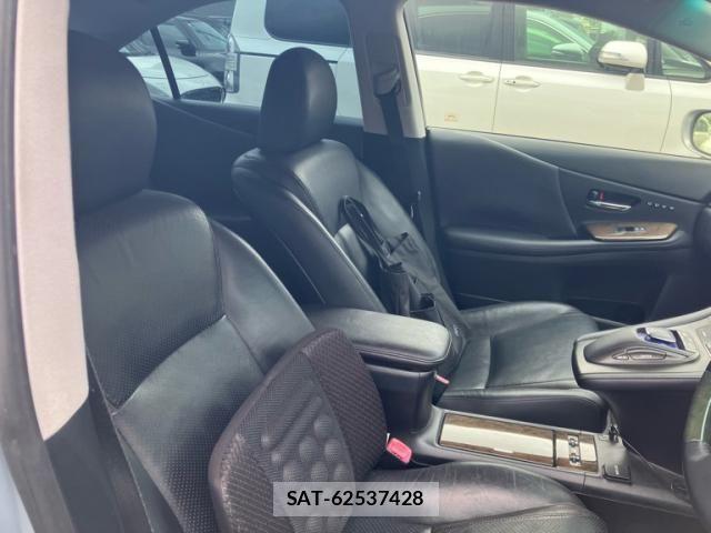 Lexus HS 2009-10 7877332-13