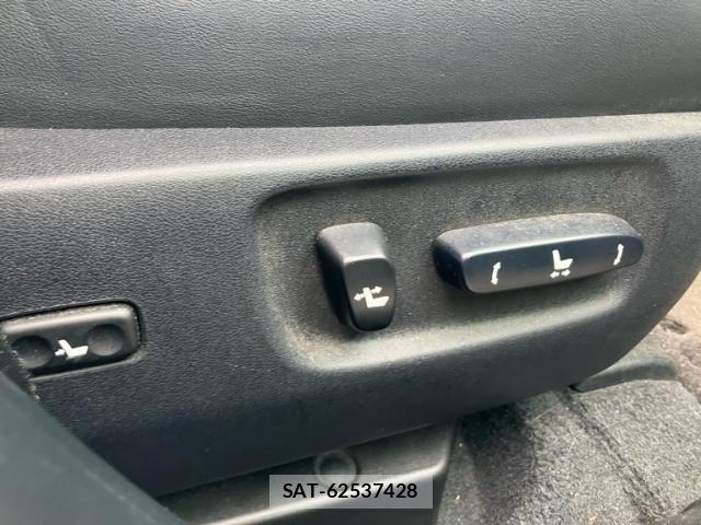 Lexus HS 2009-10 7877332-17