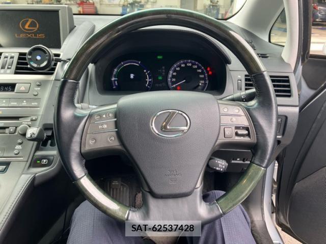 Lexus HS 2009-10 7877332-20