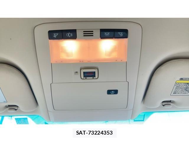 Lexus HS 2010-01 7877330-17