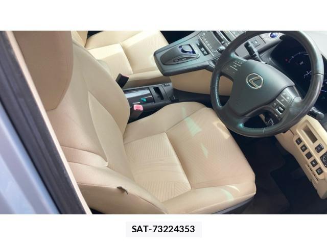 Lexus HS 2010-01 7877330-8