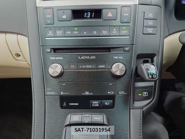 Lexus HS 2016-01 7962381-16