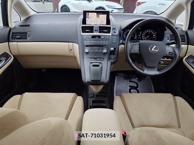 Lexus HS 2016-01 7962381-8