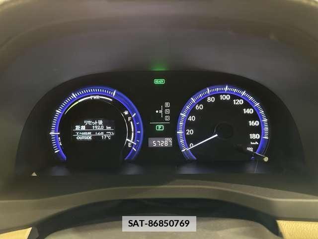 Lexus HS 2010-03 7979753-10