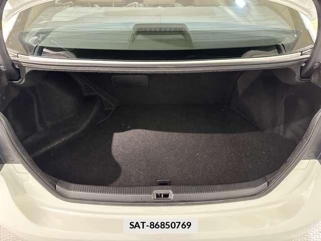 Lexus HS 2010-03 7979753-29
