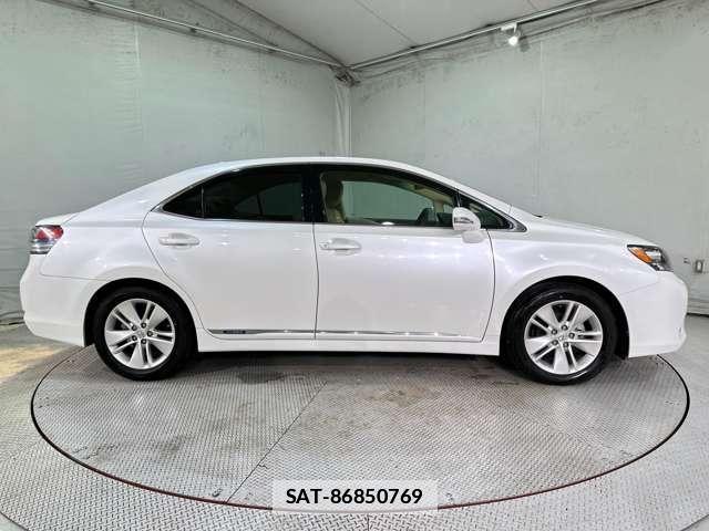 Lexus HS 2010-03 7979753-3