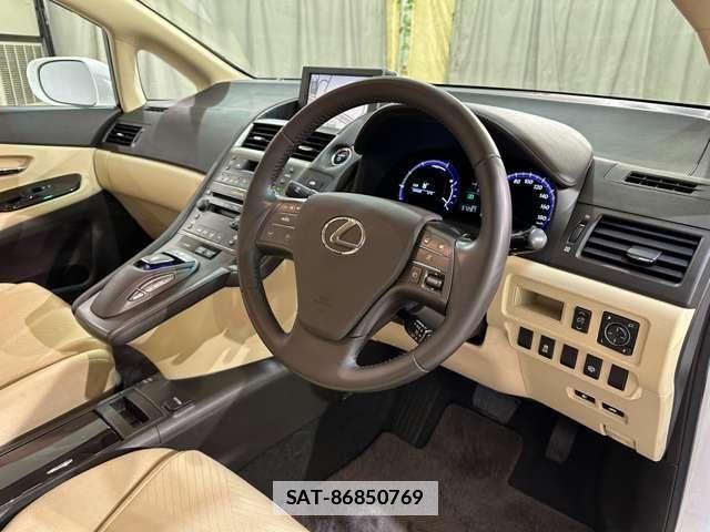 Lexus HS 2010-03 7979753-8