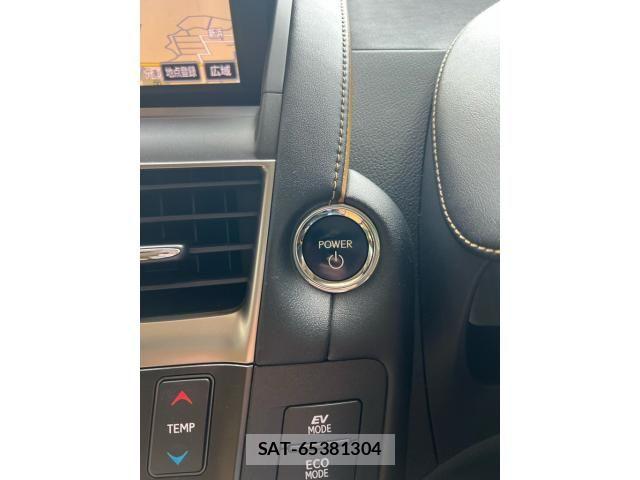 Lexus HS 2017-03 7979751-15