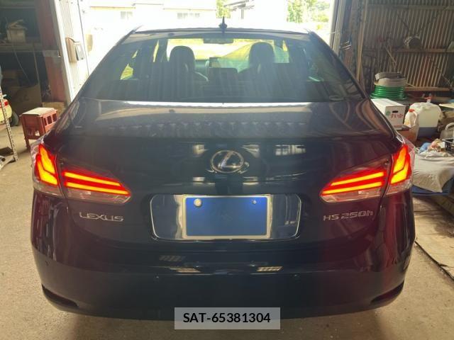 Lexus HS 2017-03 7979751-2