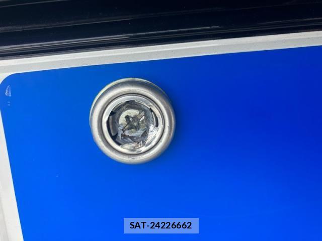 Lexus HS 2010-04 7979754-29