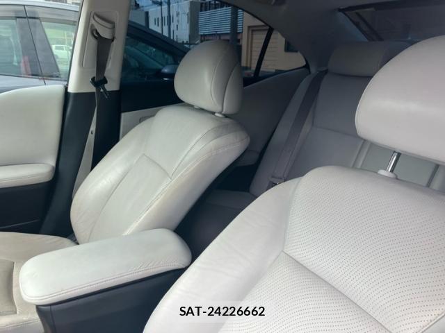 Lexus HS 2010-04 7979754-8