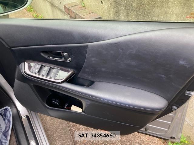 Lexus HS 2013-10 8036397-10