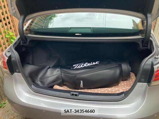 Lexus HS 2013-10 8036397-8