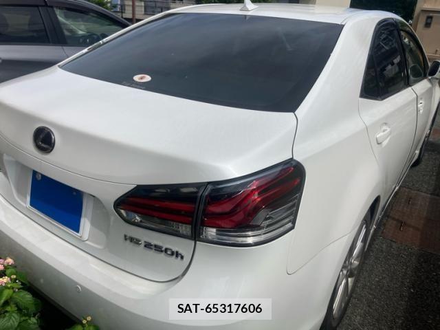 Lexus HS 2013-07 8036398-4
