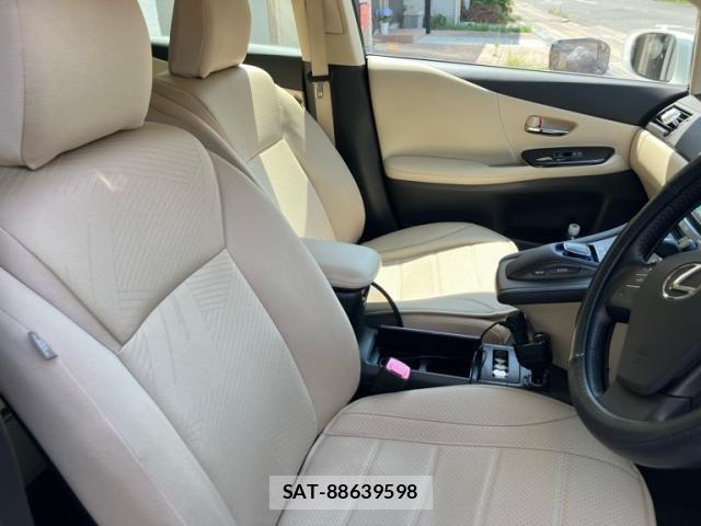 Lexus HS 2010-01 8074329-9