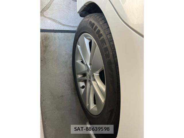 Lexus HS 2010-01 8074329-5