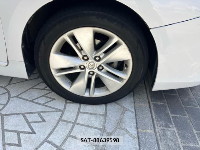 Lexus HS 2010-01 8074329-6