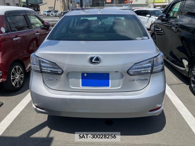 Lexus HS 2012-02 8100115-3