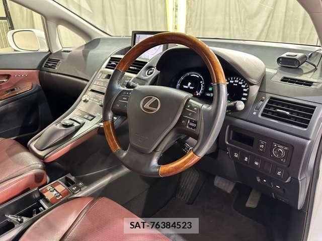 Lexus HS 2013-12 8130995-8