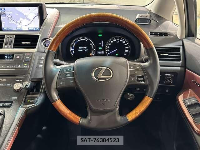 Lexus HS 2013-12 8130995-9