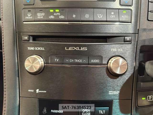 Lexus HS 2013-12 8130995-23
