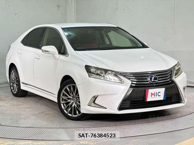 Lexus HS 2013-12 8130995-1