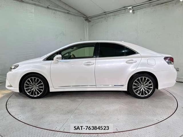 Lexus HS 2013-12 8130995-7